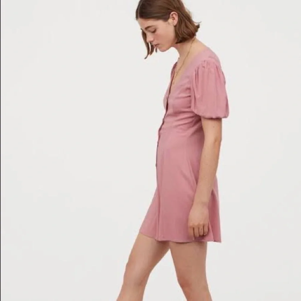 Dusky Pink Short Dress - Picture 4 of 6